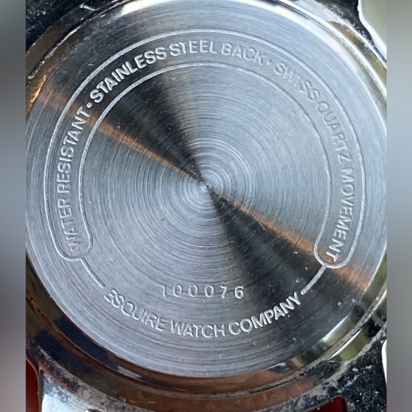 Vintage ESQ Two Tone Round Quartz Watch w/Leather Band - Picture 7 of 10